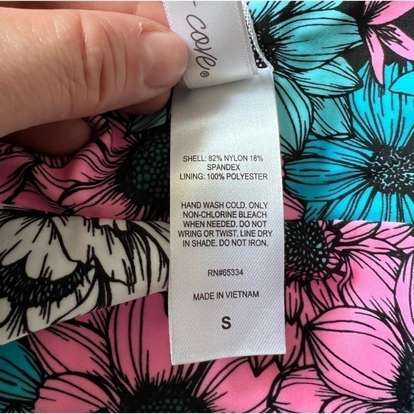 Salt + COVE
Juniors' Blossomed Printed High-Waist Bikini Bottoms Size Small NWT - Picture 5 of 5